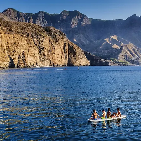 Near Playa De Canteras * Las Palmas de Gran Canaria