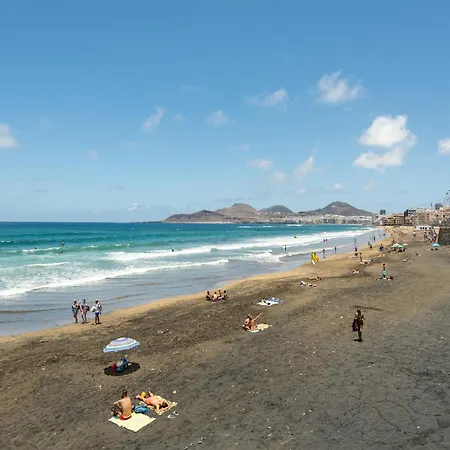 Near Playa De Canteras